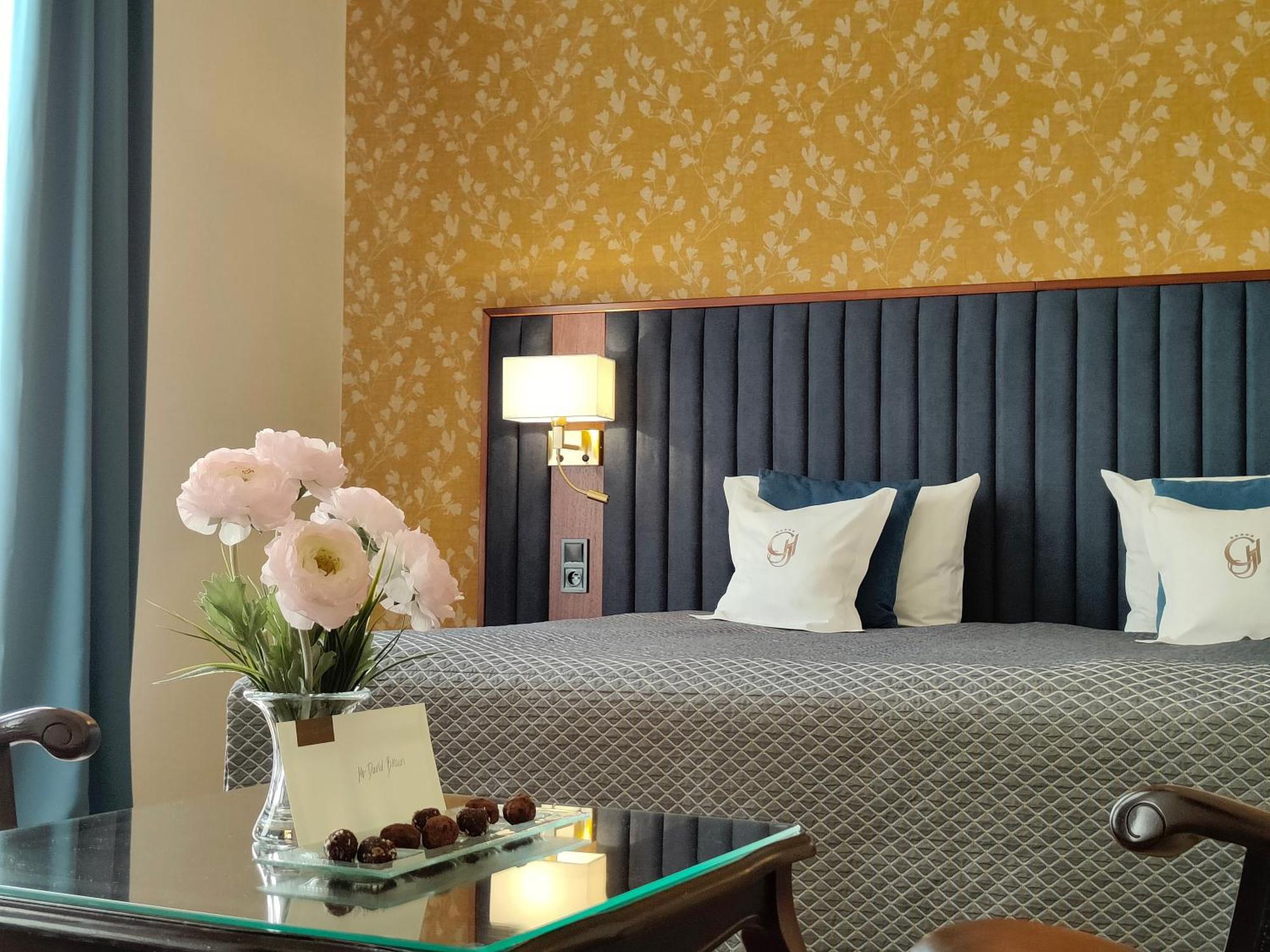 Hotel Grand